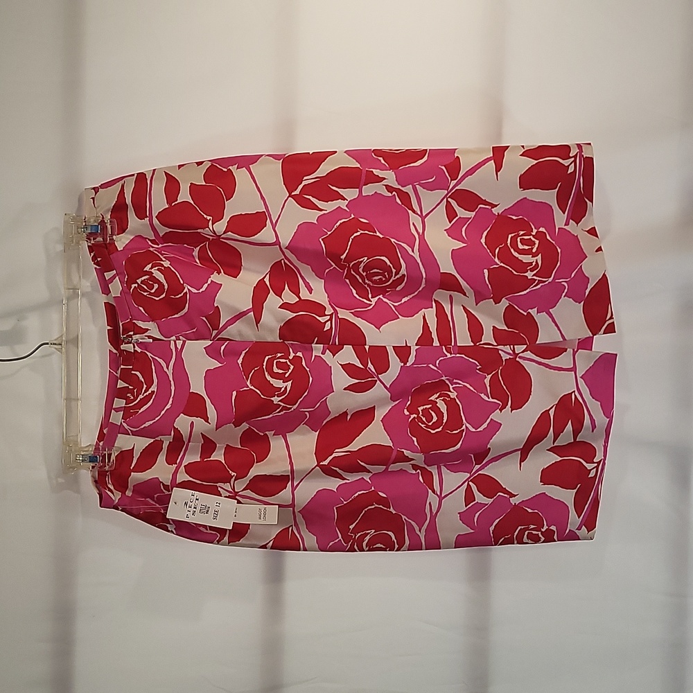 Never worn Pink and White Maggy London Skirt (12) - Picture 5 of 11